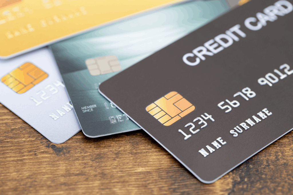 High-Interest Credit Card Debt? How a Licensed Money Lender Can Help With Consolidation